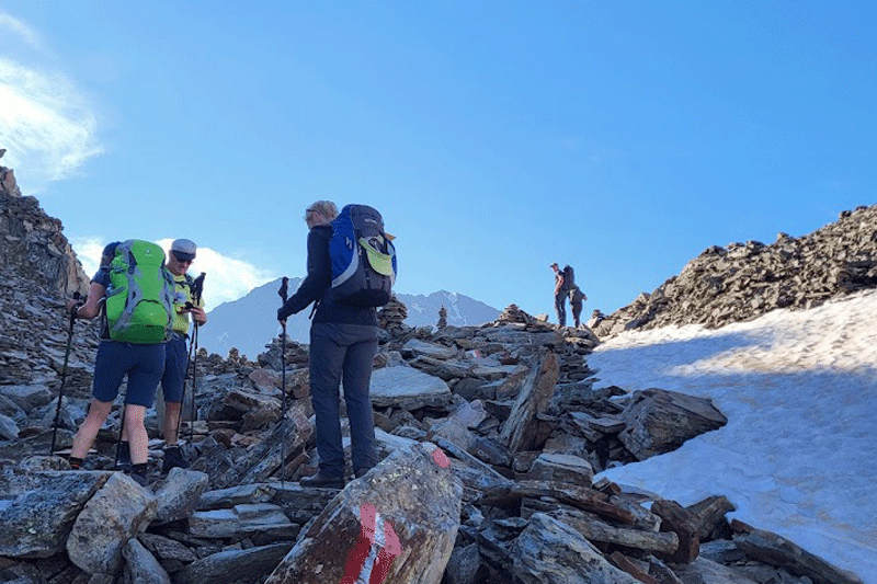 Stubaier Höhenweg-Hütte zu Hütte
